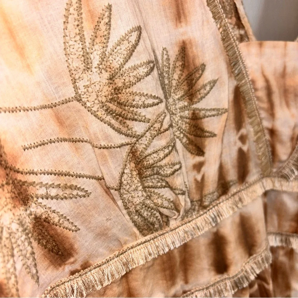 a pea in the pod maternity large BoHo top embroidered flowers muted colors large